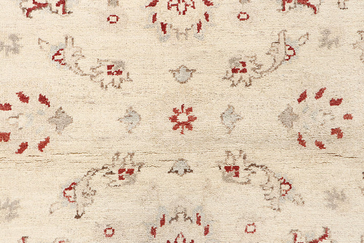 Blanched Almond Ziegler 3' 11 x 5' 9 - No. 64645 - ALRUG Rug Store