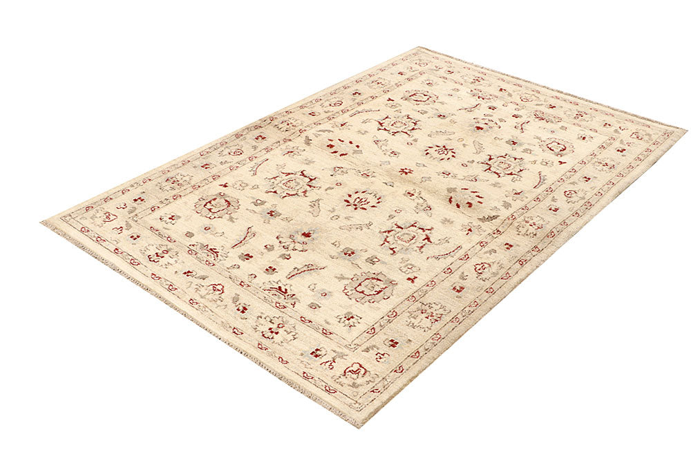 Blanched Almond Ziegler 3' 11 x 5' 9 - No. 64645 - ALRUG Rug Store