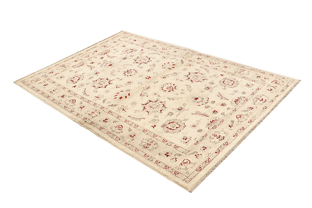 Blanched Almond Ziegler 3' 11 x 5' 9 - No. 64645 - ALRUG Rug Store