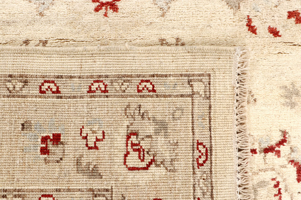 Blanched Almond Ziegler 3' 11 x 5' 9 - No. 64645 - ALRUG Rug Store