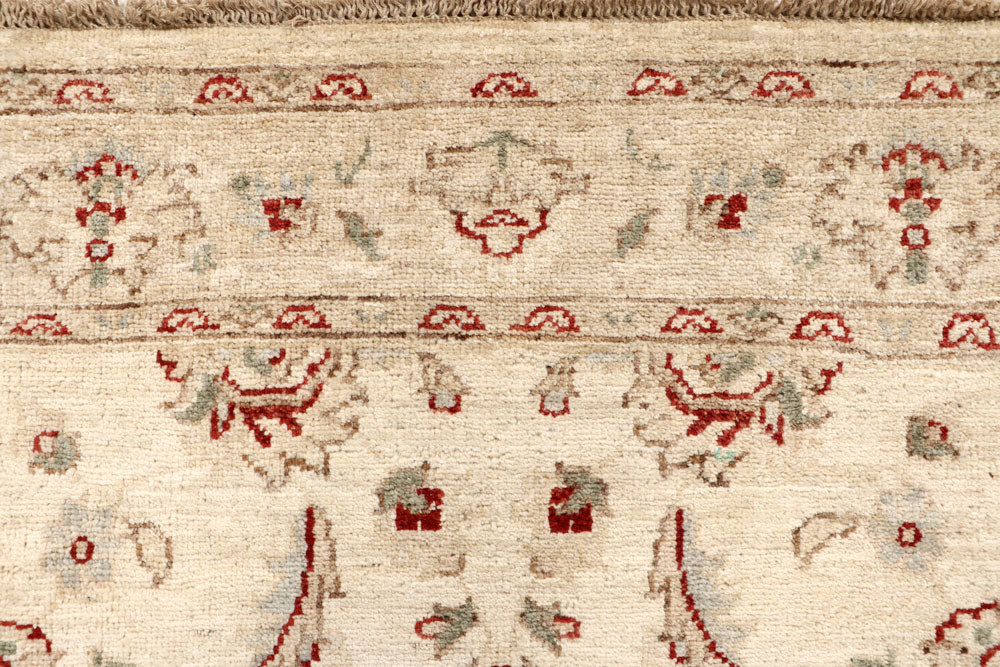 Blanched Almond Ziegler 4' x 5' 9 - No. 64653 - ALRUG Rug Store