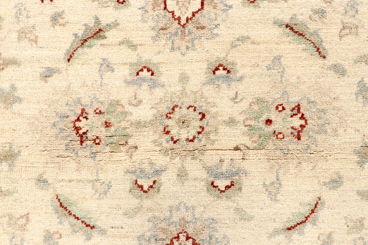 Blanched Almond Ziegler 3' 11 x 5' 10 - No. 64654 - ALRUG Rug Store