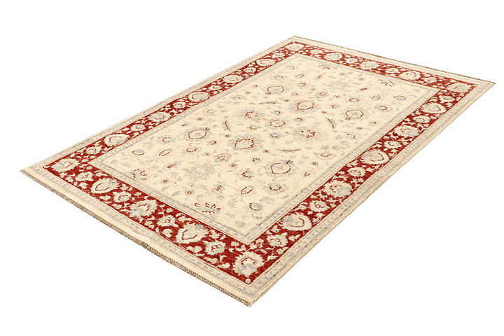 Blanched Almond Ziegler 3' 11 x 5' 10 - No. 64654 - ALRUG Rug Store