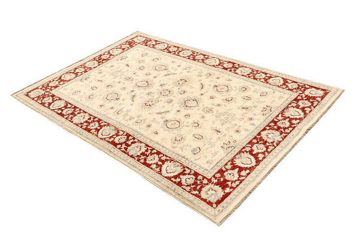 Blanched Almond Ziegler 3' 11 x 5' 10 - No. 64654 - ALRUG Rug Store