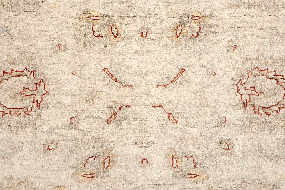 Blanched Almond Ziegler 7' 9 x 10' - No. 64680 - ALRUG Rug Store