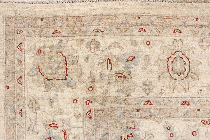 Blanched Almond Ziegler 7' 10 x 9' 8 - No. 64687 - ALRUG Rug Store