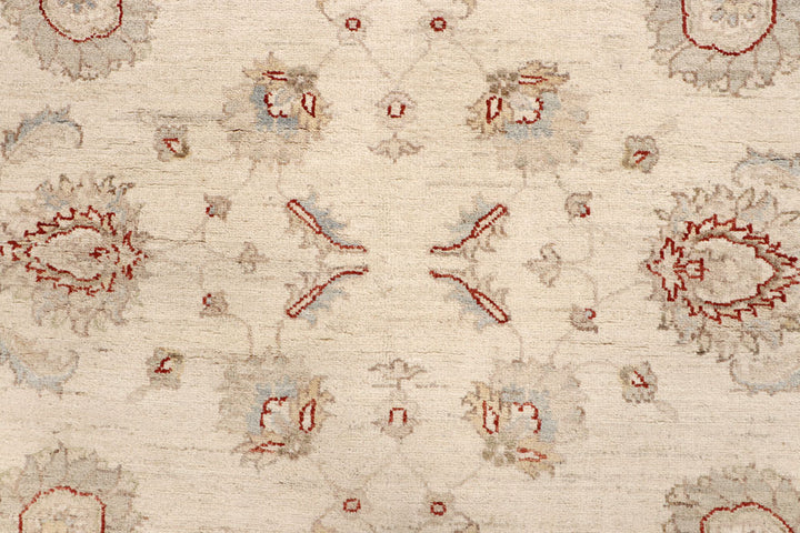 Blanched Almond Ziegler 7' 10 x 9' 8 - No. 64687 - ALRUG Rug Store