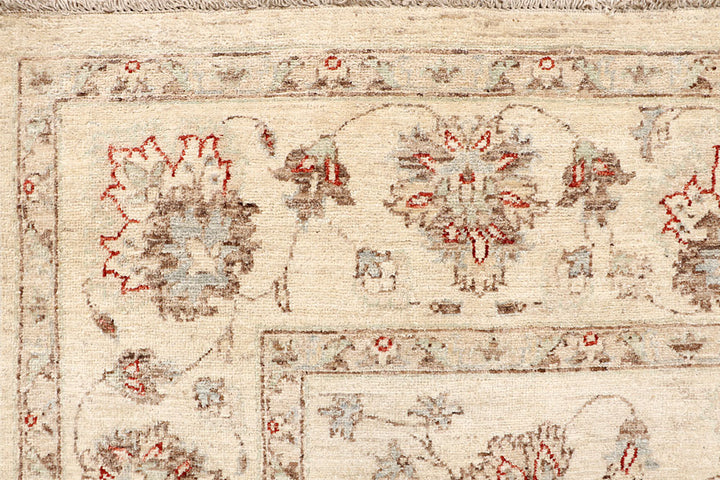 Blanched Almond Ziegler 7' 10 x 9' 4 - No. 64690 - ALRUG Rug Store