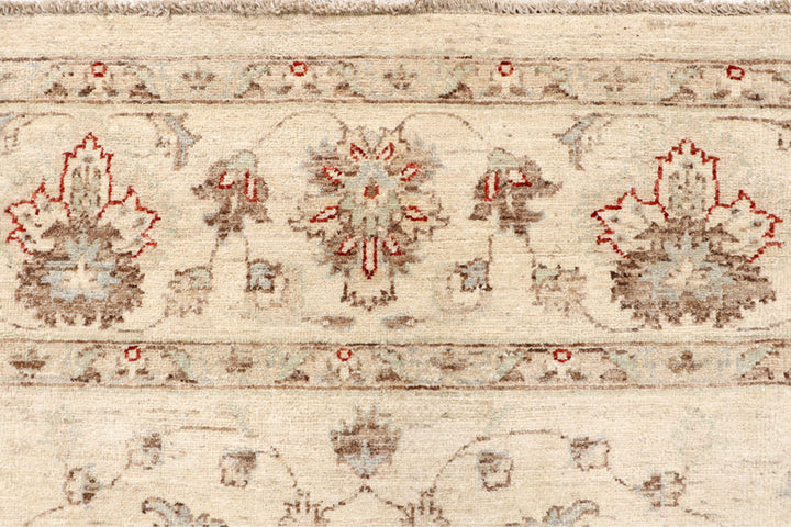 Blanched Almond Ziegler 7' 10 x 9' 4 - No. 64690 - ALRUG Rug Store