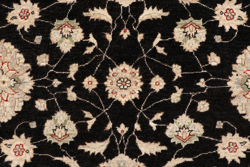 Black Ziegler 8' x 8' 4 - No. 64693 - ALRUG Rug Store