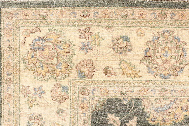 Grey Ziegler 7' 11 x 10' 10 - No. 64694 - ALRUG Rug Store