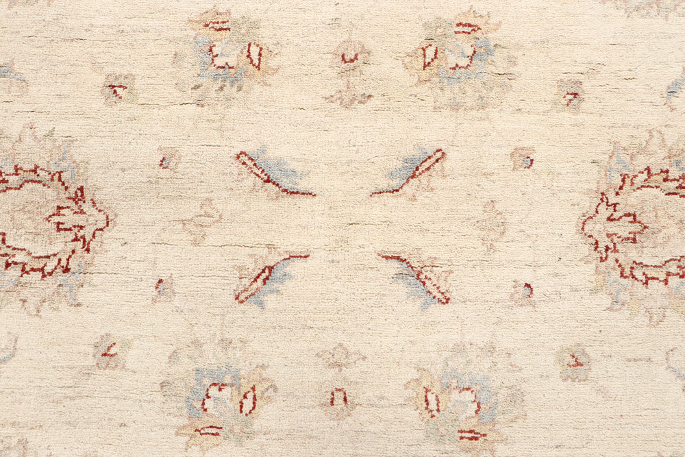 Blanched Almond Ziegler 8' x 9' 11 - No. 64698 - ALRUG Rug Store