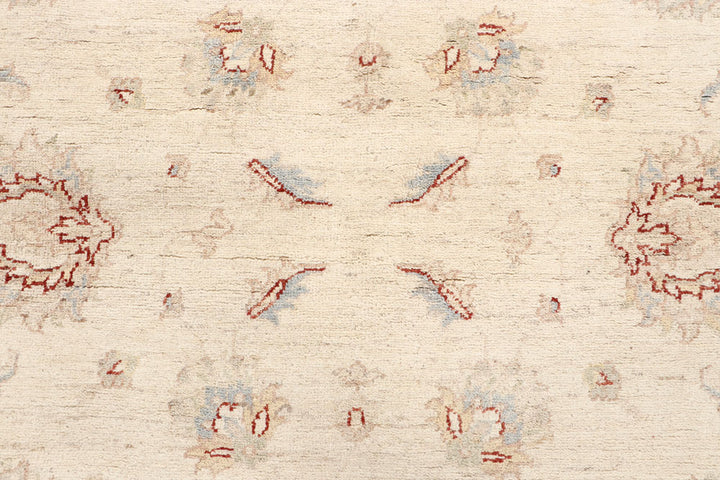Blanched Almond Ziegler 8' x 9' 11 - No. 64698 - ALRUG Rug Store