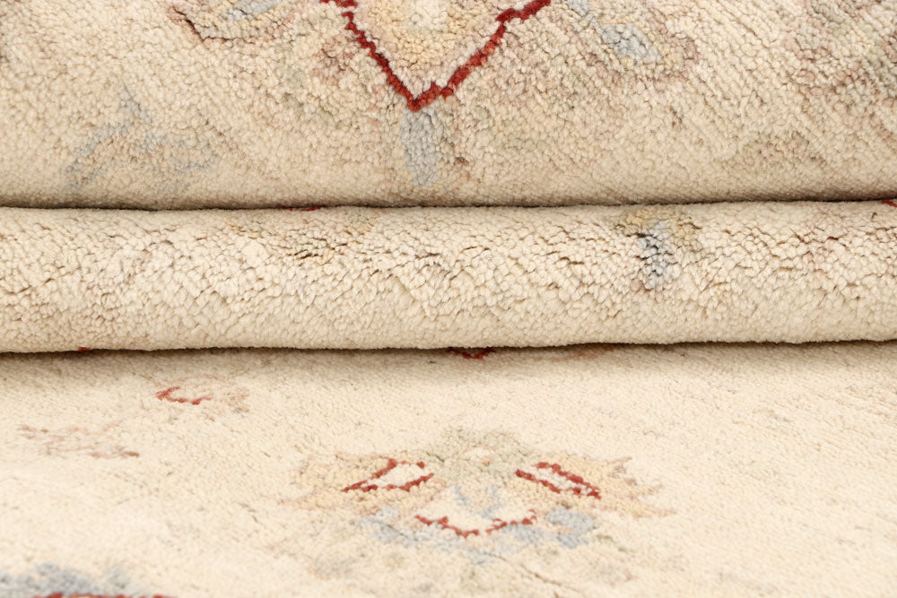 Blanched Almond Ziegler 8' x 9' 11 - No. 64698 - ALRUG Rug Store