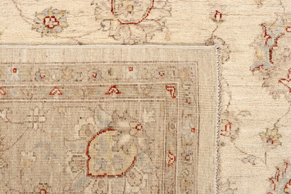 Blanched Almond Ziegler 7' 10 x 10' 4 - No. 64704 - ALRUG Rug Store