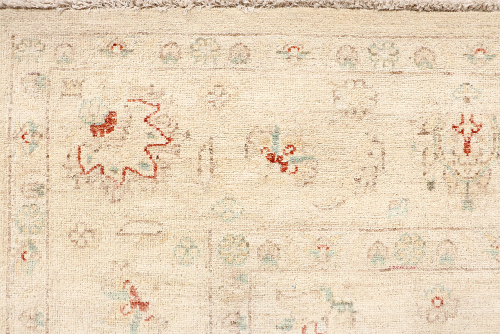 Blanched Almond Ziegler 7' 11 x 9' 11 - No. 64708 - ALRUG Rug Store