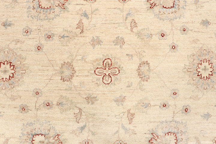 Blanched Almond Ziegler 8' 1 x 9' 8 - No. 64720 - ALRUG Rug Store