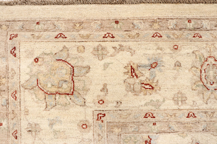 Blanched Almond Ziegler 7' 10 x 9' 7 - No. 64722 - ALRUG Rug Store