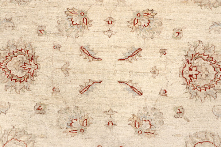 Blanched Almond Ziegler 7' 10 x 9' 7 - No. 64722 - ALRUG Rug Store