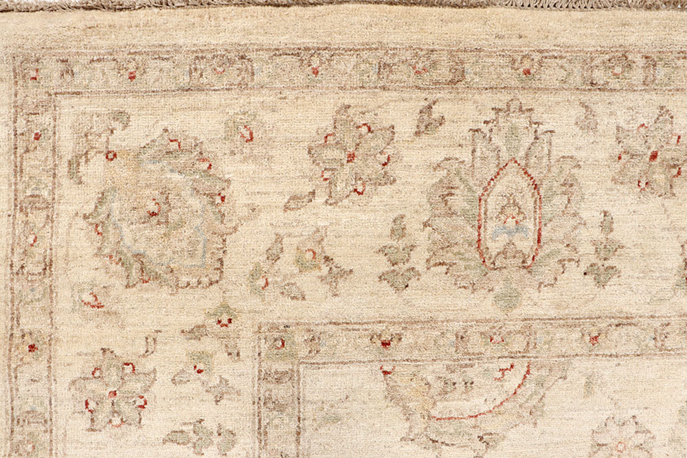 Blanched Almond Ziegler 7' 10 x 9' 6 - No. 64724 - ALRUG Rug Store
