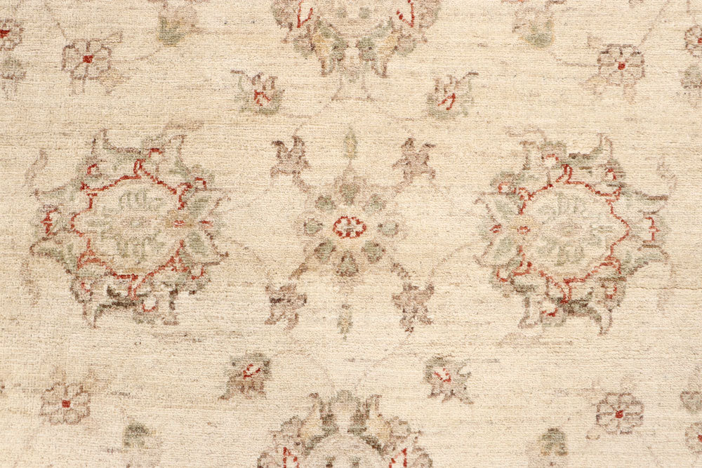 Blanched Almond Ziegler 7' 10 x 9' 6 - No. 64724 - ALRUG Rug Store
