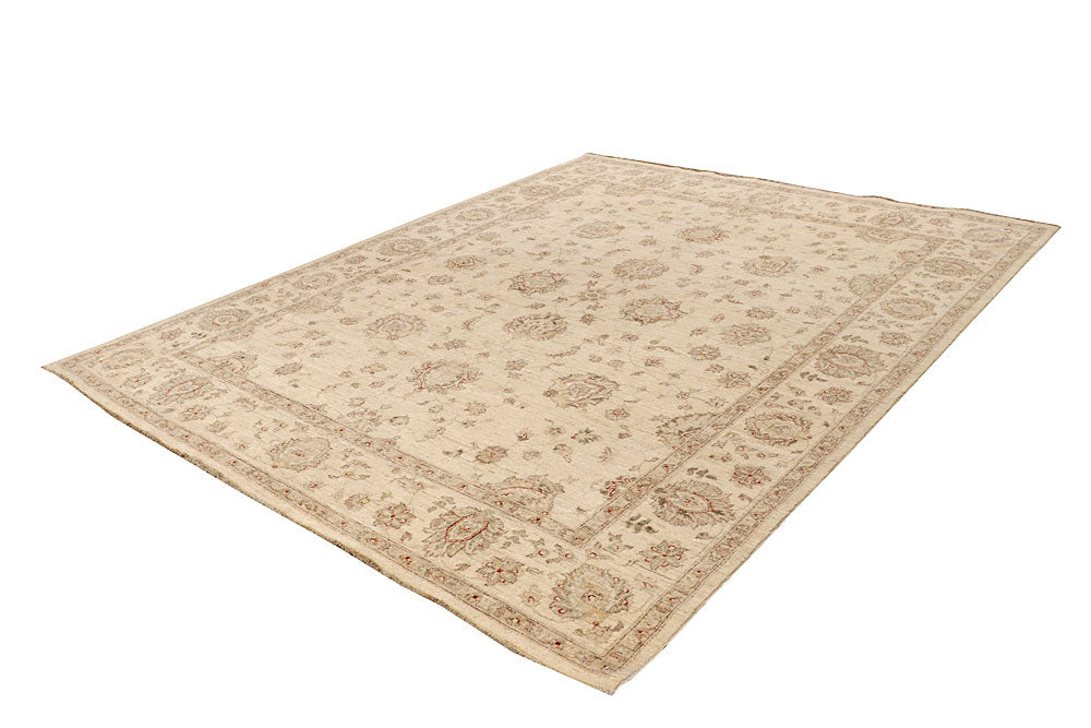Blanched Almond Ziegler 7' 10 x 9' 6 - No. 64724 - ALRUG Rug Store