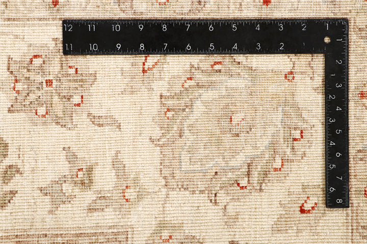 Blanched Almond Ziegler 7' 10 x 9' 6 - No. 64724 - ALRUG Rug Store