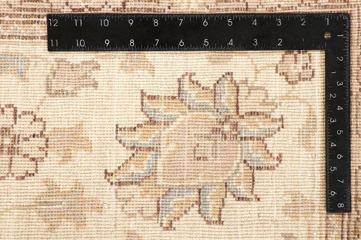 Blanched Almond Ziegler 7' 10 x 10' 2 - No. 64728 - ALRUG Rug Store