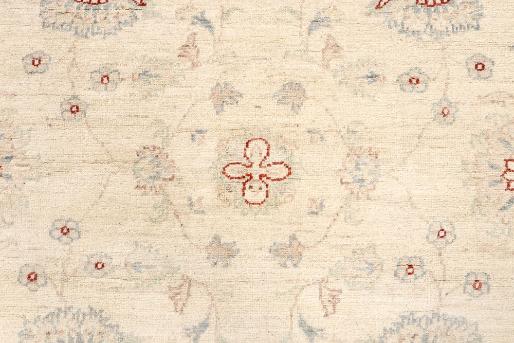 Blanched Almond Ziegler 8' 1 x 9' 8 - No. 64732 - ALRUG Rug Store