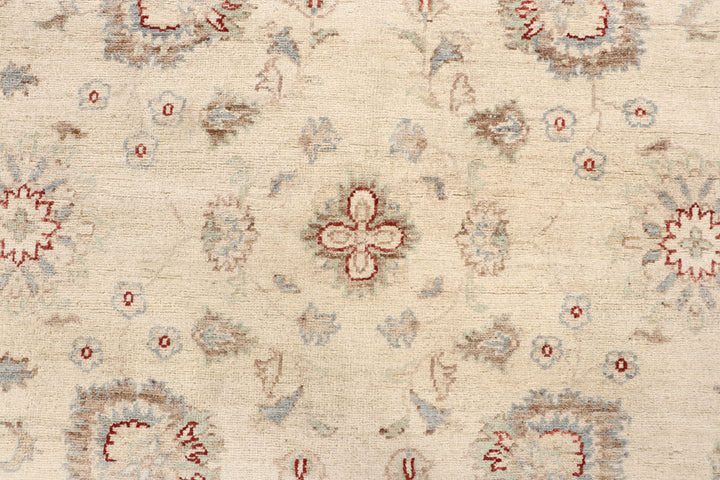 Blanched Almond Ziegler 8' 1 x 9' 7 - No. 64734 - ALRUG Rug Store