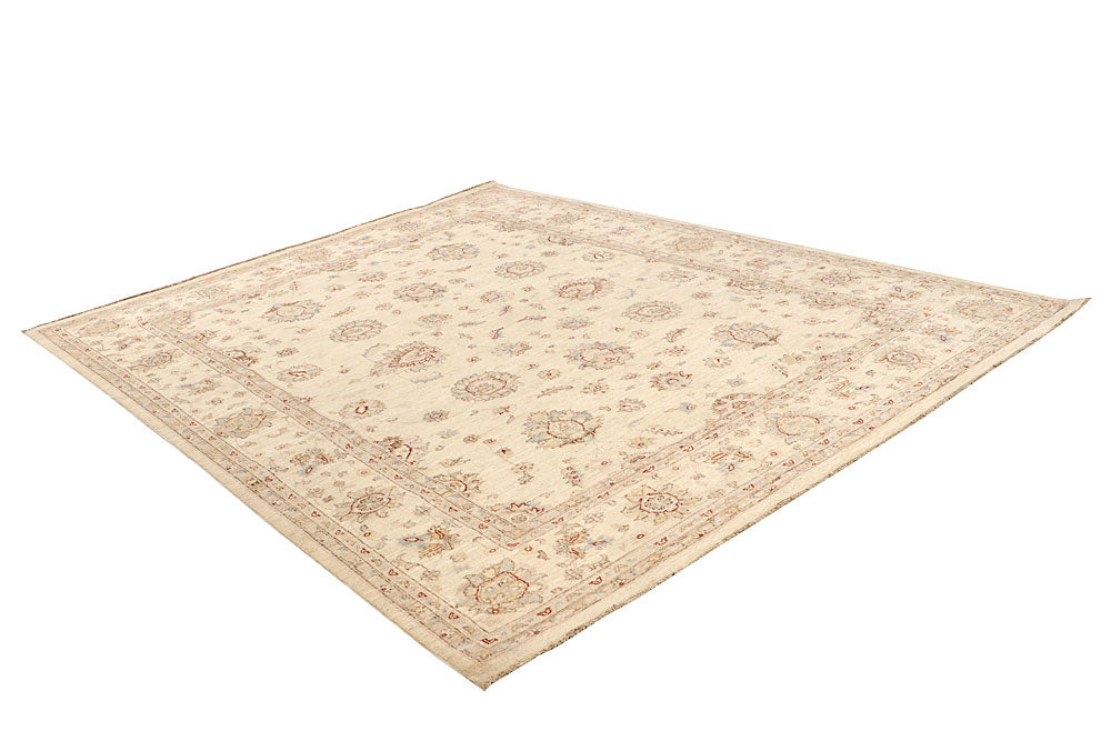 Blanched Almond Ziegler 7' 7 x 9' 9 - No. 64736 - ALRUG Rug Store