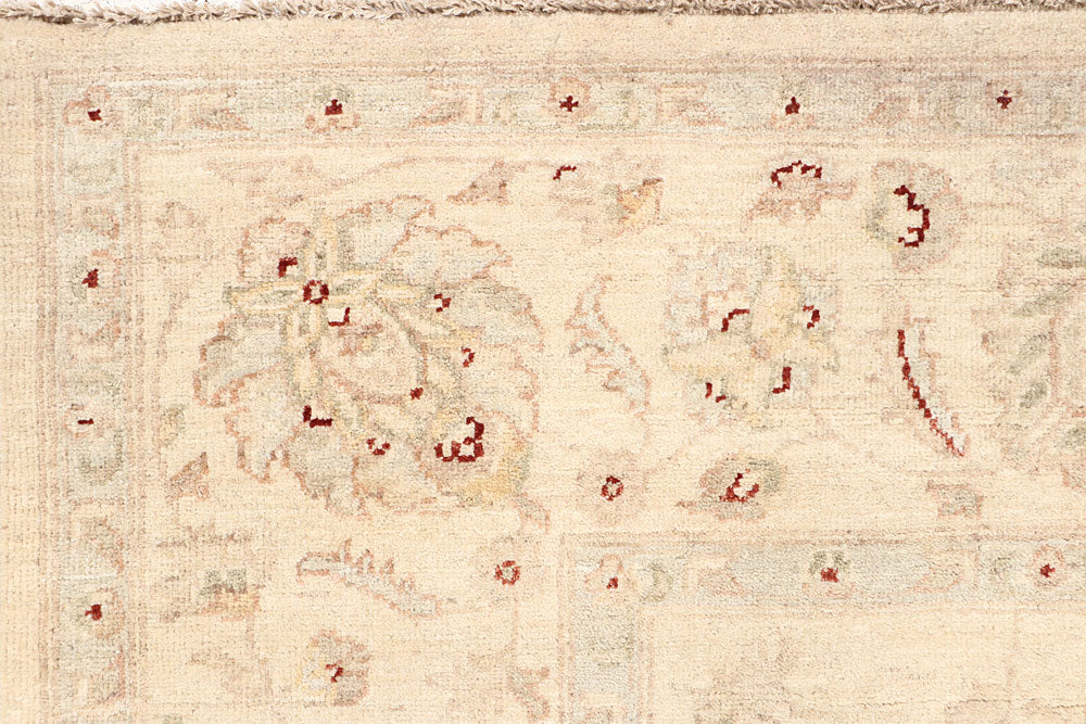 Blanched Almond Ziegler 7' 11 x 9' 11 - No. 64742 - ALRUG Rug Store