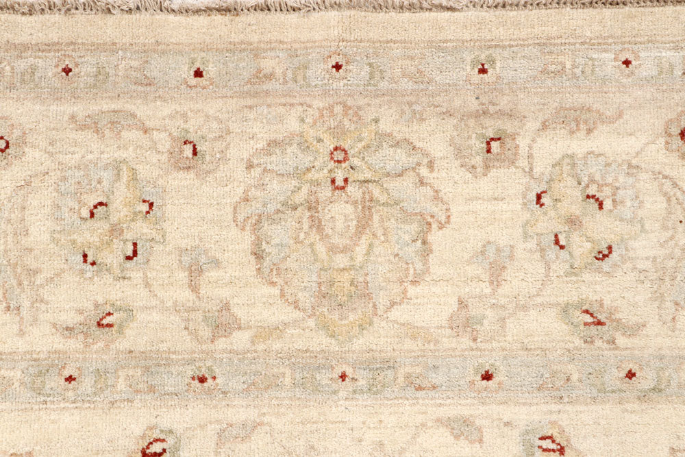 Blanched Almond Ziegler 7' 11 x 9' 11 - No. 64742 - ALRUG Rug Store