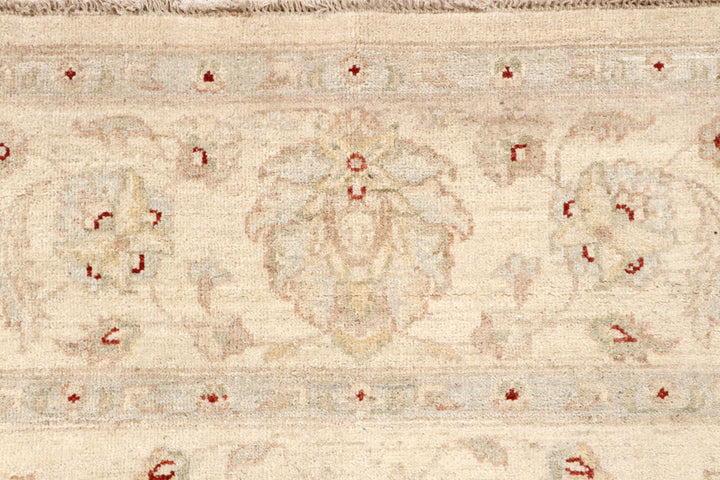 Blanched Almond Ziegler 7' 11 x 9' 11 - No. 64742 - ALRUG Rug Store