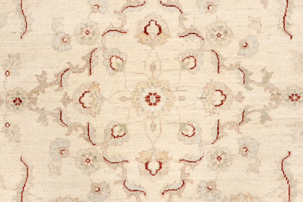 Blanched Almond Ziegler 7' 11 x 9' 11 - No. 64742 - ALRUG Rug Store