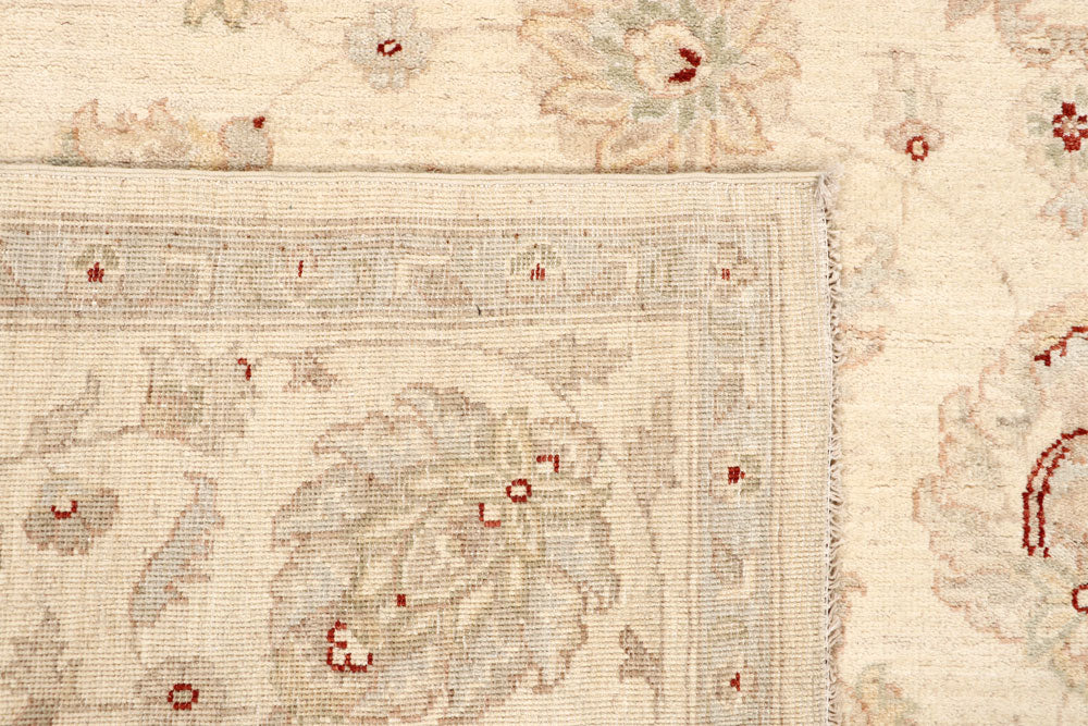 Blanched Almond Ziegler 7' 11 x 9' 11 - No. 64742 - ALRUG Rug Store