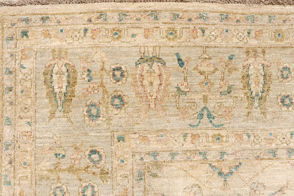 Blanched Almond Ziegler 8' x 9' 7 - No. 64747 - ALRUG Rug Store