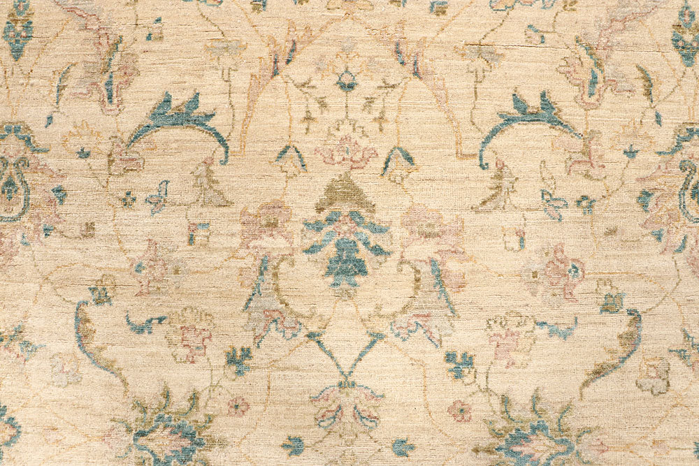 Blanched Almond Ziegler 8' x 9' 7 - No. 64747 - ALRUG Rug Store