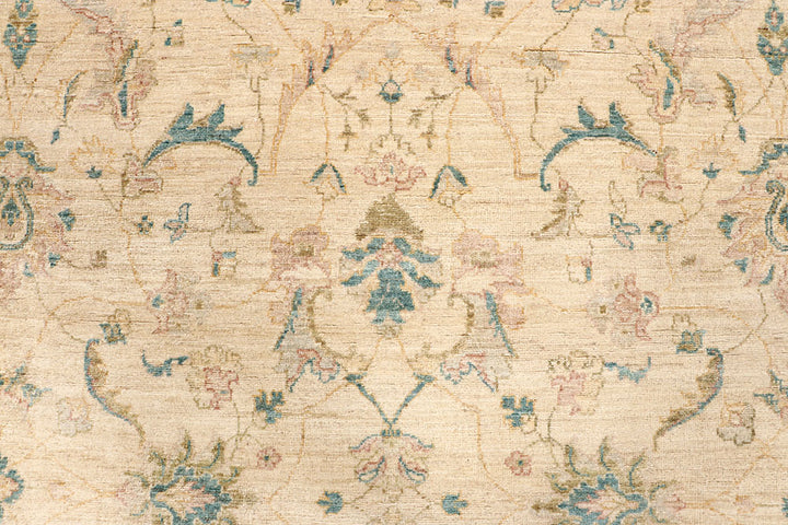 Blanched Almond Ziegler 8' x 9' 7 - No. 64747 - ALRUG Rug Store