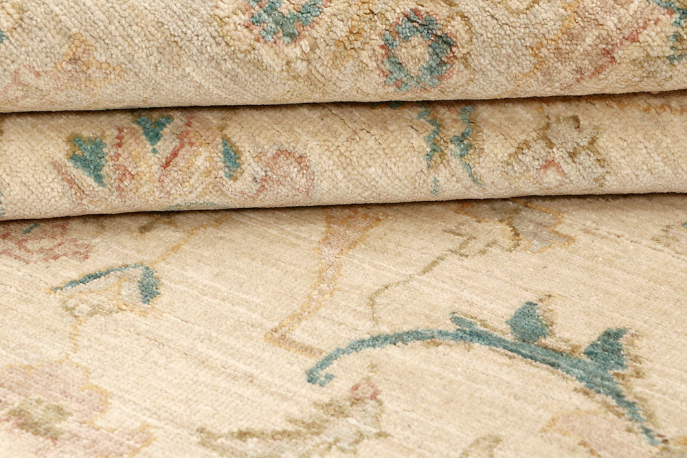 Blanched Almond Ziegler 8' x 9' 7 - No. 64747 - ALRUG Rug Store