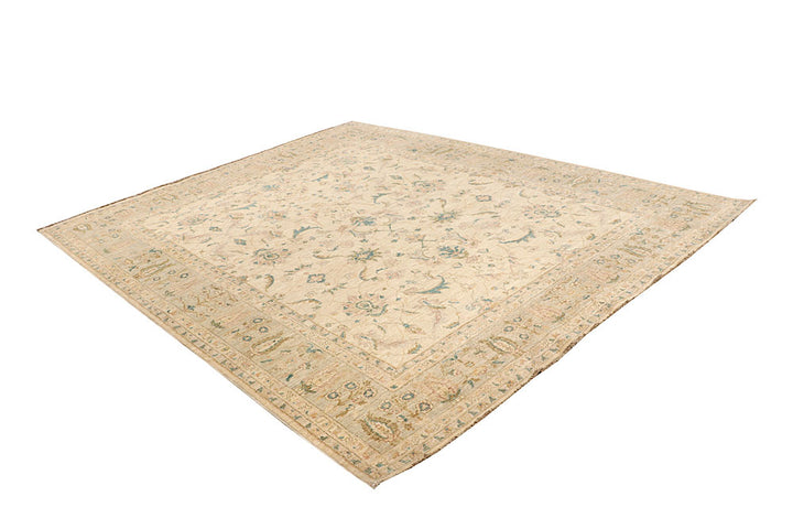 Blanched Almond Ziegler 8' x 9' 7 - No. 64747 - ALRUG Rug Store