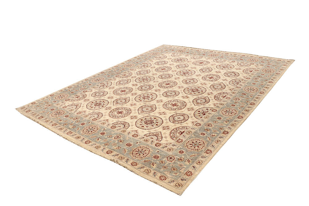 Blanched Almond Ziegler 8' 2 x 9' 9 - No. 64751 - ALRUG Rug Store