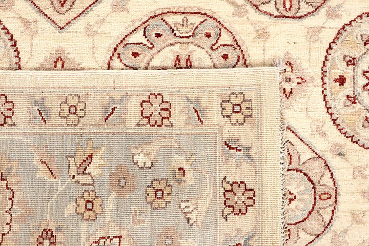 Blanched Almond Ziegler 8' 2 x 9' 9 - No. 64751 - ALRUG Rug Store