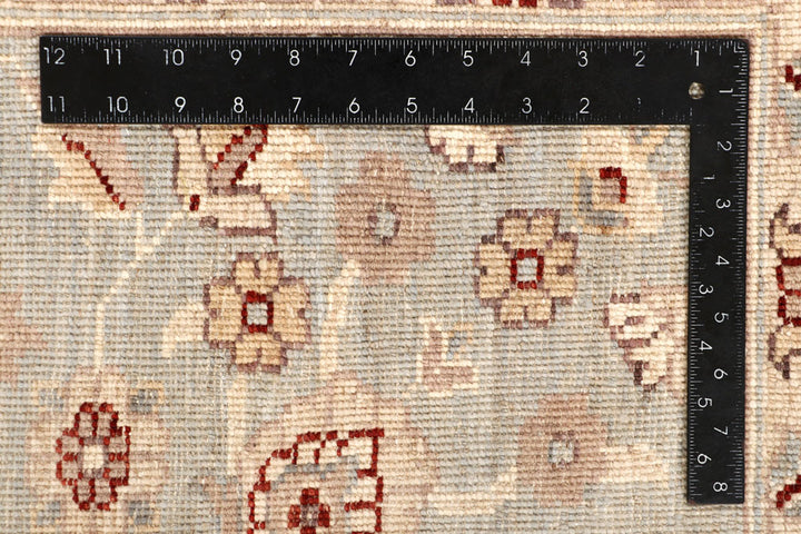 Blanched Almond Ziegler 8' 2 x 9' 9 - No. 64751 - ALRUG Rug Store