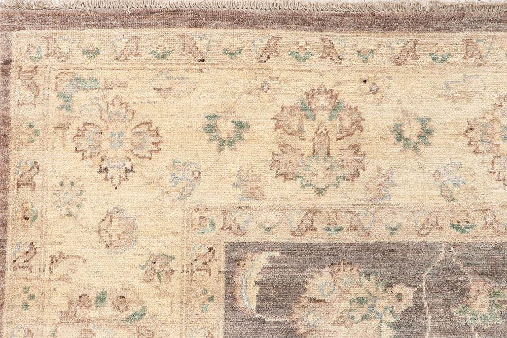 Silver Ziegler 7' 11 x 9' 6 - No. 64801 - ALRUG Rug Store