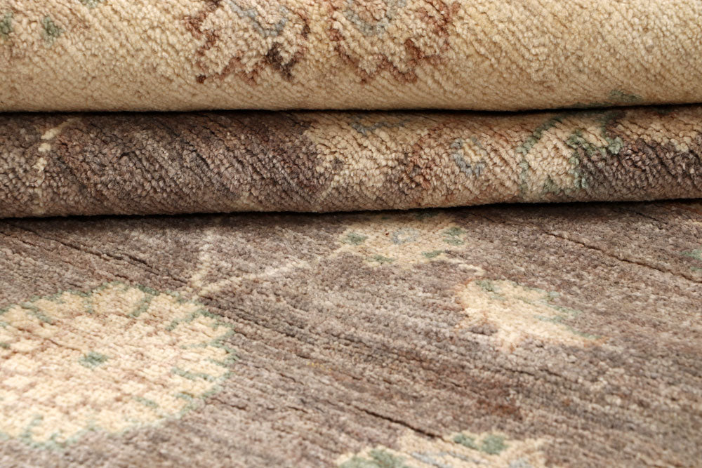 Silver Ziegler 7' 11 x 9' 6 - No. 64801 - ALRUG Rug Store