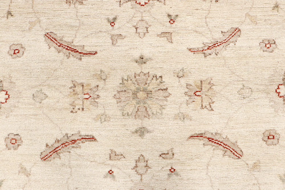 Blanched Almond Ziegler 8' 11 x 11' 8 - No. 64923 - ALRUG Rug Store