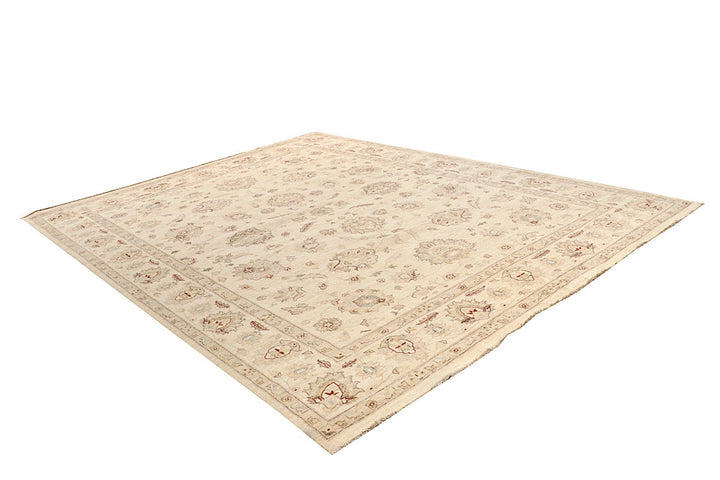 Blanched Almond Ziegler 8' 11 x 11' 8 - No. 64923 - ALRUG Rug Store