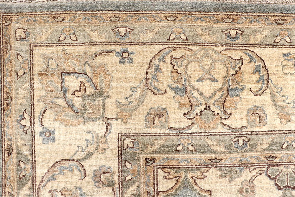 Blanched Almond Ziegler 8' 10 x 11' 9 - No. 64924 - ALRUG Rug Store