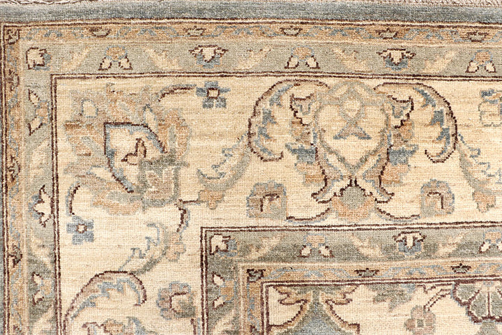 Blanched Almond Ziegler 8' 10 x 11' 9 - No. 64924 - ALRUG Rug Store